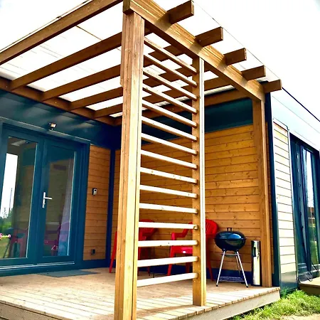 Lodge Cisy I -bon Turystyczny,teren Na Wylacznosc,150 M Od Jeziora